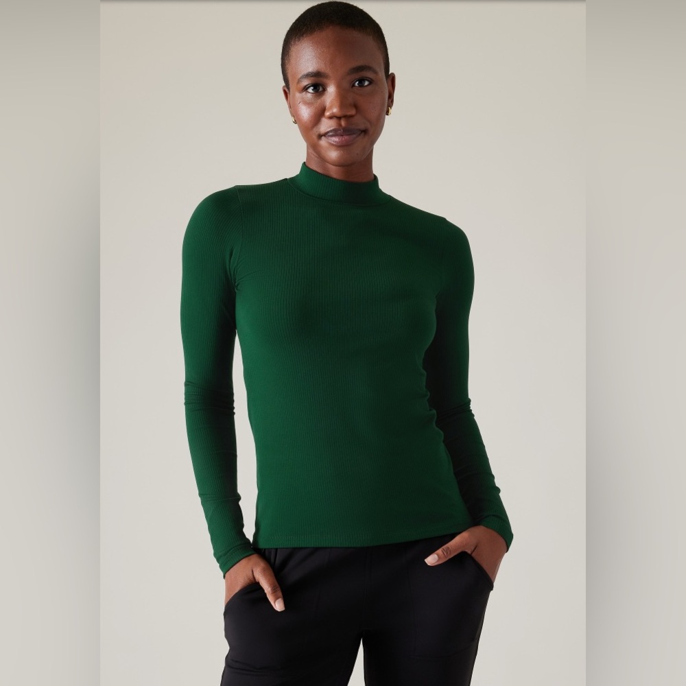 Athleta Renew Seamless Mock Neck Seaweed Snack Medium